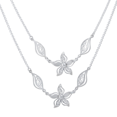 Sterling silver filigree pendant necklace, 'Amaryllis Flowers' - Sterling Silver Pendant Necklace Flowers Leaves from Peru