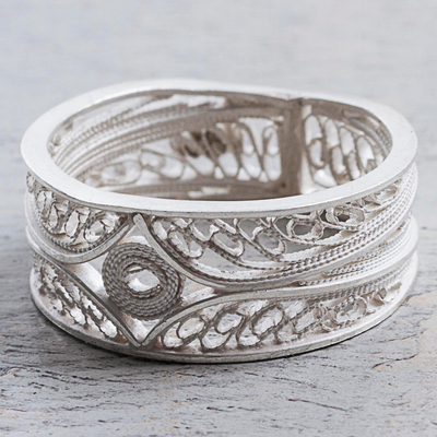 Silver filigree band ring, 'Heart of the Star' - 950 Silver Filigree Band Ring from Peru