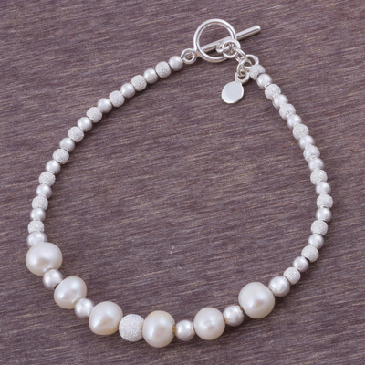 Cultured pearl beaded bracelet, 'Brilliant Enchantment' - Cultured Pearl and Sterling Silver Link Bracelet from Peru