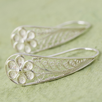 Pendientes colgantes con forma de flor de filigrana en plata de primera ley - Pendientes de flor de filigrana de plata de ley elaborados artesanalmente