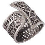 Sterling silver filigree band ring, 'Magical Flower Vine' - Sterling Silver Floral Filigree Band Ring from Peru