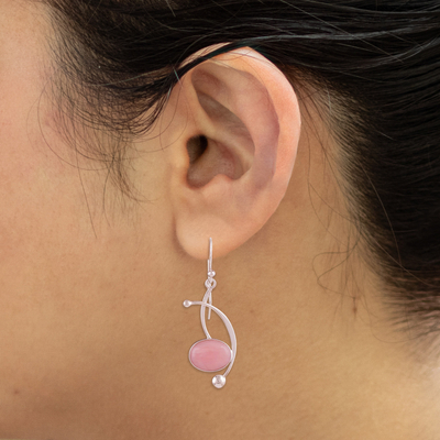 Opal-Ohrhänger - Ohrhänger aus rosafarbenem Opal und Sterlingsilber aus Peru