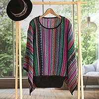 Gestreifter Pullover mit Kimonoärmeln, „Butterfly Dance“ – Mehrfarbig gestreifter Strickpullover aus Peru