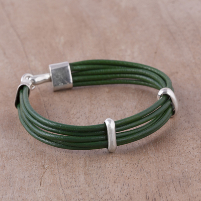 Armband aus Leder - Armbandarmband aus grünem Leder und Silber aus Bali