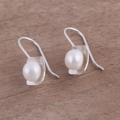 Aretes colgantes de perlas cultivadas - Aretes colgantes de perlas cultivadas en forma de diamante de Perú