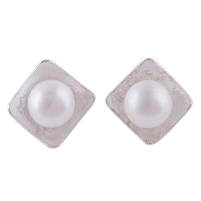 Peruvian Silver Cultured Pearl Diamond Shaped Stud Earrings