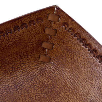 Lederfangtasche - Handgefertigter Anden-Fleur-de-Lis-Catchall aus peruanischem Leder