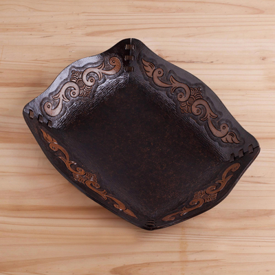 Leather catchall, 'Spanish Viceroy' - Peru Handcrafted Tooled Leather Colonial Art Theme Catchall