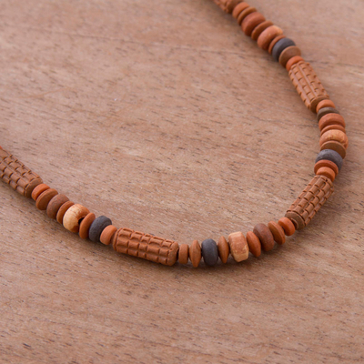 Halskette aus Keramikperlen - Halskette aus Keramikperlen mit Maismotiv aus Peru