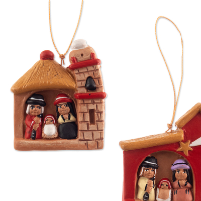 Keramikornamente, (4er-Set) - 4 Keramik-Weihnachtsornamente mit Ayacucho-Krippenszenen