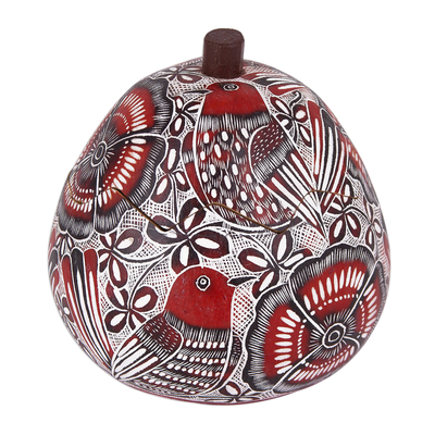 Caja decorativa de calabaza, 'Redbird's Song' - Caja decorativa de calabaza tallada a mano con pájaros y flores rojas