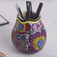 Pluma de calabaza y portalápices, 'Silbato mientras trabajas' - Colorido pájaro y flores pintado a mano accesorio de escritorio de calabaza