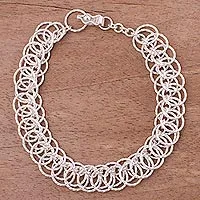 Pulsera de eslabones de plata esterlina, 'Anillos peruanos' - Pulsera de eslabones de anillos entrelazados de plata esterlina peruana