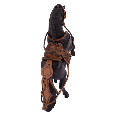 Escultura de caoba y cuero - Escultura de caballo de caoba y cuero hecha a mano de Perú