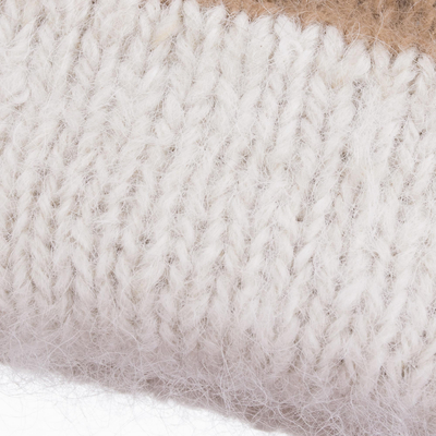 Manoplas reversibles 100% alpaca, 'Striking Contrast in Tan' - Manoplas de alpaca 100% tejidas en blanco y negro de Perú