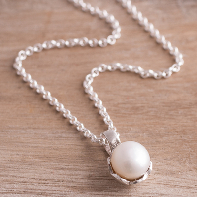 Cultured pearl pendant necklace, 'Floral Wonder in White' - White Cultured Pearl Pendant Necklace from Peru