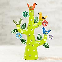 Keramikskulptur „Grüner Taubenbaum“ – handbemalte Taubenbaumskulptur aus Keramik in Grün aus Peru