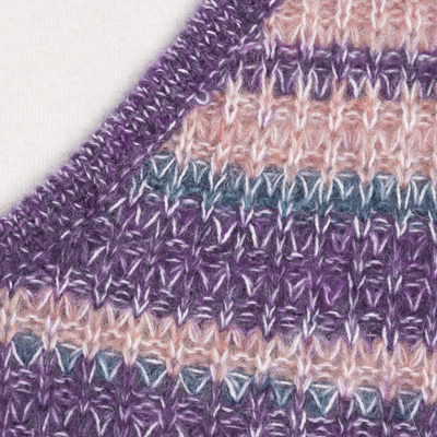 Pullover aus Baby-Alpaka-Mischung - Mehrfarbig gestreifter, langärmliger Pullover aus Alpakamischung mit V-Ausschnitt