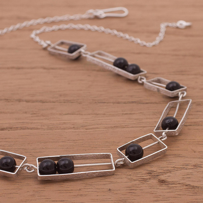 Onyx link necklace, 'Modern Brilliance' - Modern Onyx Link Necklace Crafted in Peru