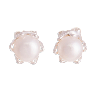 Cultured pearl stud earrings, 'Exquisite Glow' - Swirl Pattern Cultured Pearl Stud Earrings from India