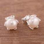 Cultured pearl stud earrings, 'Exquisite Glow' - Swirl Pattern Cultured Pearl Stud Earrings from India