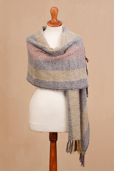 Alpaca blend shawl, Chic Look