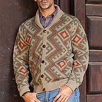 Herren-Cardigan aus 100 % Alpaka, „Andean Zigzag“ – Zick-Zack-Muster Herren-Cardigan aus 100 % Alpaka aus Peru