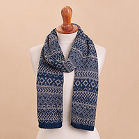 Featured review for 100% alpaca scarf, Geometric Signals