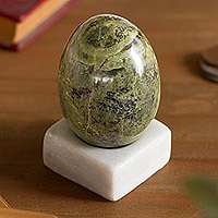 Serpentine gemstone figurine, 'Cute Egg' - Egg-Shaped Serpentine Gemstone Figurine from Peru