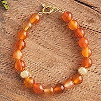 Gold accented agate beaded bracelet, 'Vibrant Sun' - Gold Accented Agate Beaded Bracelet from Peru