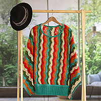 Pullover aus Alpaka-Mischung, „Tropical Heatwaves“ – Pullover aus Alpaka-Mischung mit vertikalen Streifen in Grün und Scharlachrot