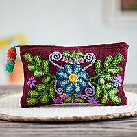 Cartera de lana, 'Jardín peruano' - Cartera de lana floral tejida a mano en granate de Perú