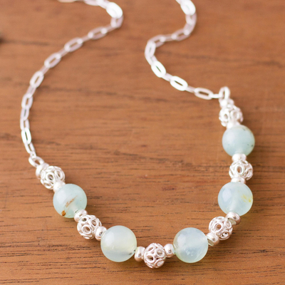 Halskette mit Opalperlen - Opal- und Sterlingsilber-Perlenhalskette aus Peru