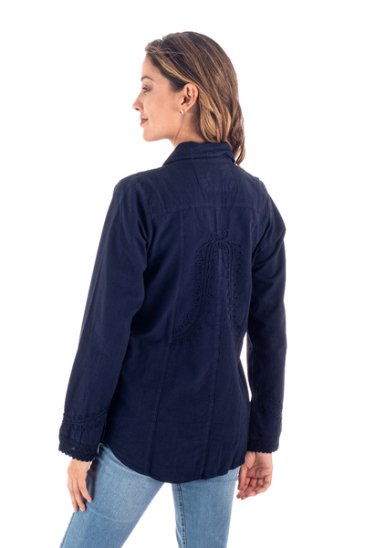 Blusa de algodón - Blusa azul marino con botones en el frente de lirio de los incas