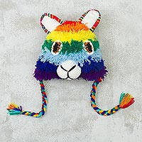 Gorro tejido a mano, 'Rainbow Llama' - Gorro de llama arcoíris tejido a mano en Perú