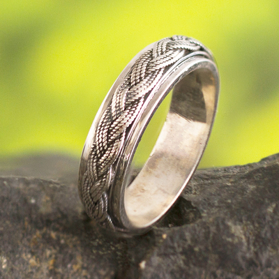 Sterling silver meditation spinner ring, 'Neatly Nautical' - Braided Rope Nautical Style Silver Spinner Ring