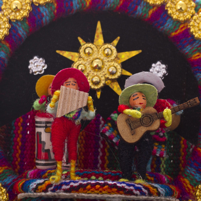 Handgemachte Ornamente, 'Christmas Carol Party' (Paar) - Handgemachte peruanische Weihnachtslied-Verzierungen (Paar)