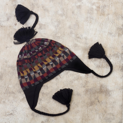 sombrero chullo 100% alpaca, 'Geometría Andina' - Sombrero Chullo Geométrico de Lana de Alpaca en tonos tierra