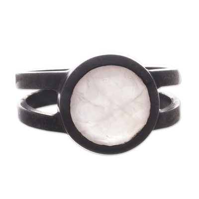 Rose quartz cocktail ring, 'Contemporary Rose' - Oxidized Sterling Silver Ring with Rose Quartz