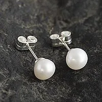 Cultured pearl stud earrings, 'Perfectly White'