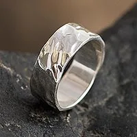 Anillo de banda de plata de ley, 'Terrain' - Anillo de banda de plata de ley unisex