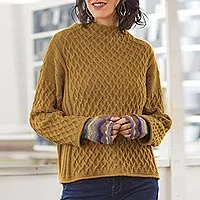 pullover aus 100 % Alpaka, „Antique Gold Trellis“ – Damenpullover aus 100 % Alpaka in Antikgold