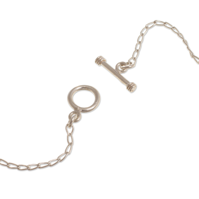 Halskette mit Sodalith-Anhänger, „Simple Logic“ - Halskette mit Anhänger aus natürlichem Sodalith