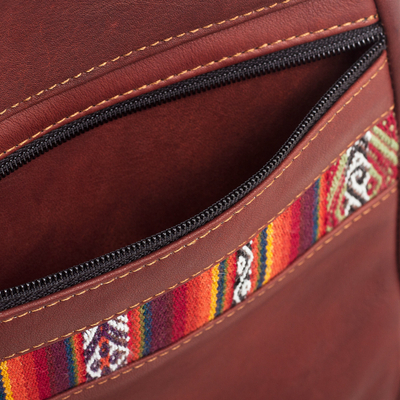 Umhängetasche aus Leder - Umhängetasche aus braunem Leder mit Wolleinsatz aus Peru