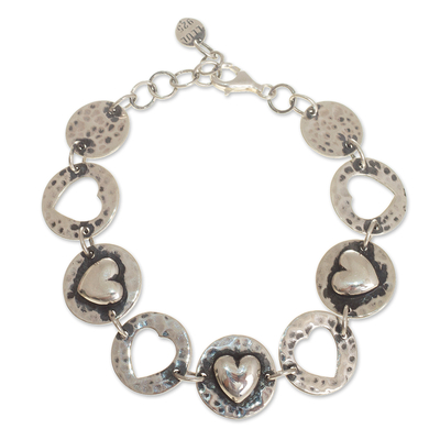 Sterling silver link bracelet, 'Unconditional Love' - Handcrafted Heart-Themed Sterling Silver Bracelet from Peru