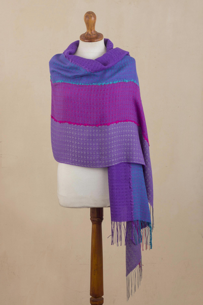 Schal aus Baby-Alpaka-Mischung, 'Violet Sunsets' - Handgewebter Alpaka-Mischung Jacquard-Schal Schal aus Peru