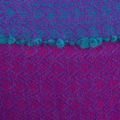 Schal aus Baby-Alpaka-Mischung, 'Violet Sunsets' - Handgewebter Alpaka-Mischung Jacquard-Schal Schal aus Peru