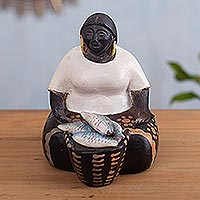 Chulucanas ceramic figurine, 'Woman Selling Fish' - Artisan Crafted Chulucanas Ceramic Figurine of a Woman