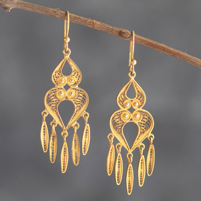 Vergoldete filigrane Kronleuchter-Ohrringe - Kronleuchter-Ohrringe aus 24-karätigem Gold