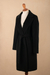 Langer Mantel aus Baby-Alpaka-Mischung, „Classically Chic in Black“ - Langer Wickelmantel aus schwarzer Babyalpakamischung